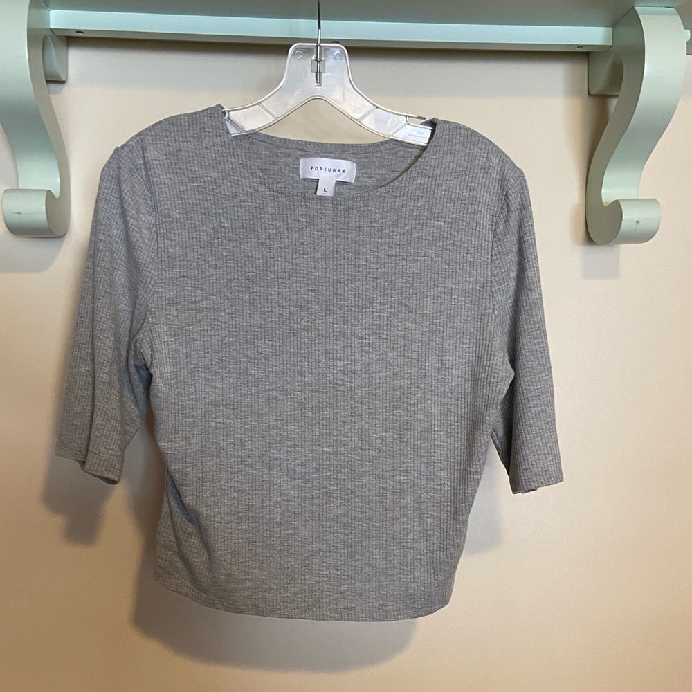 Half sleeve crop top